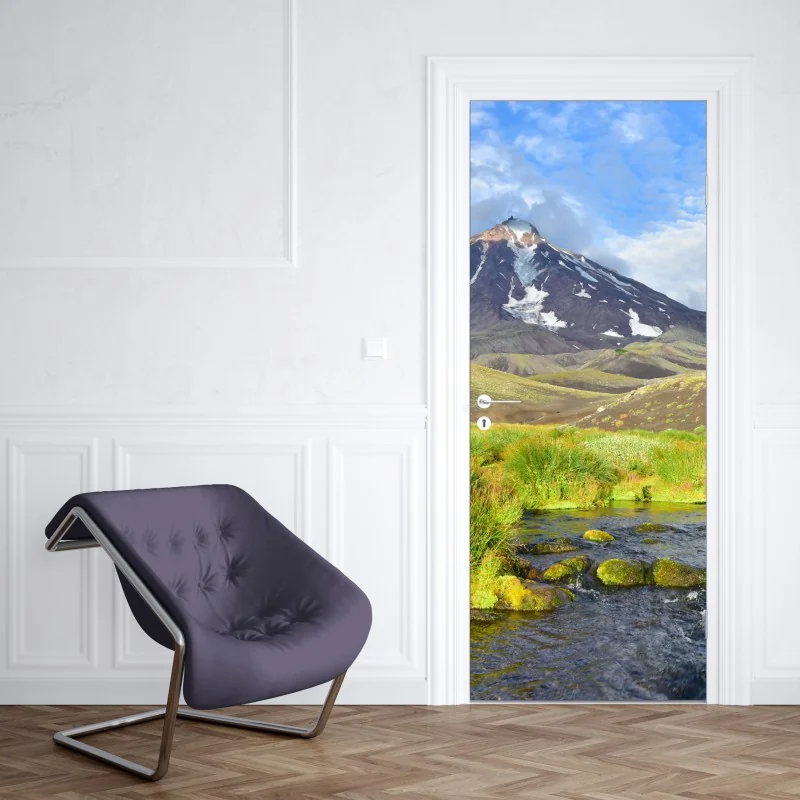 Naklejka na drzwi widok na wulkan Koryaksky ze stoku północno-wschodniego – Wallissimo® Naklejka na drzwi widok na wulkan Koryaksky ze stoku północno-wschodniego – Wallissimo®