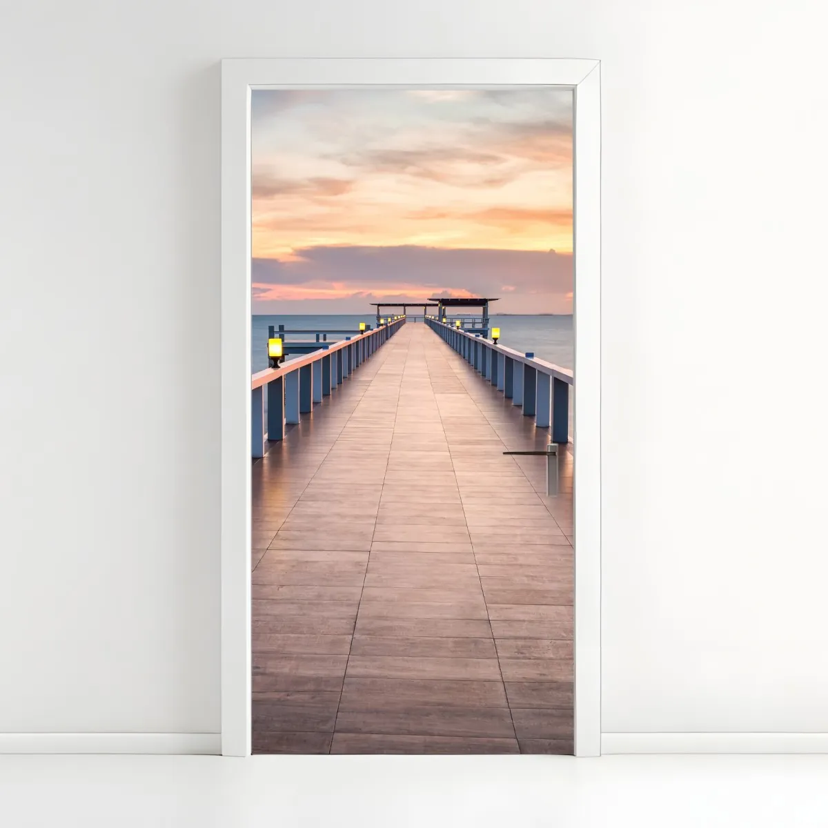 Naklejka na drzwi molo o zachodzie słońca – Wallissimo® Naklejka na drzwi molo o zachodzie słońca – Wallissimo®