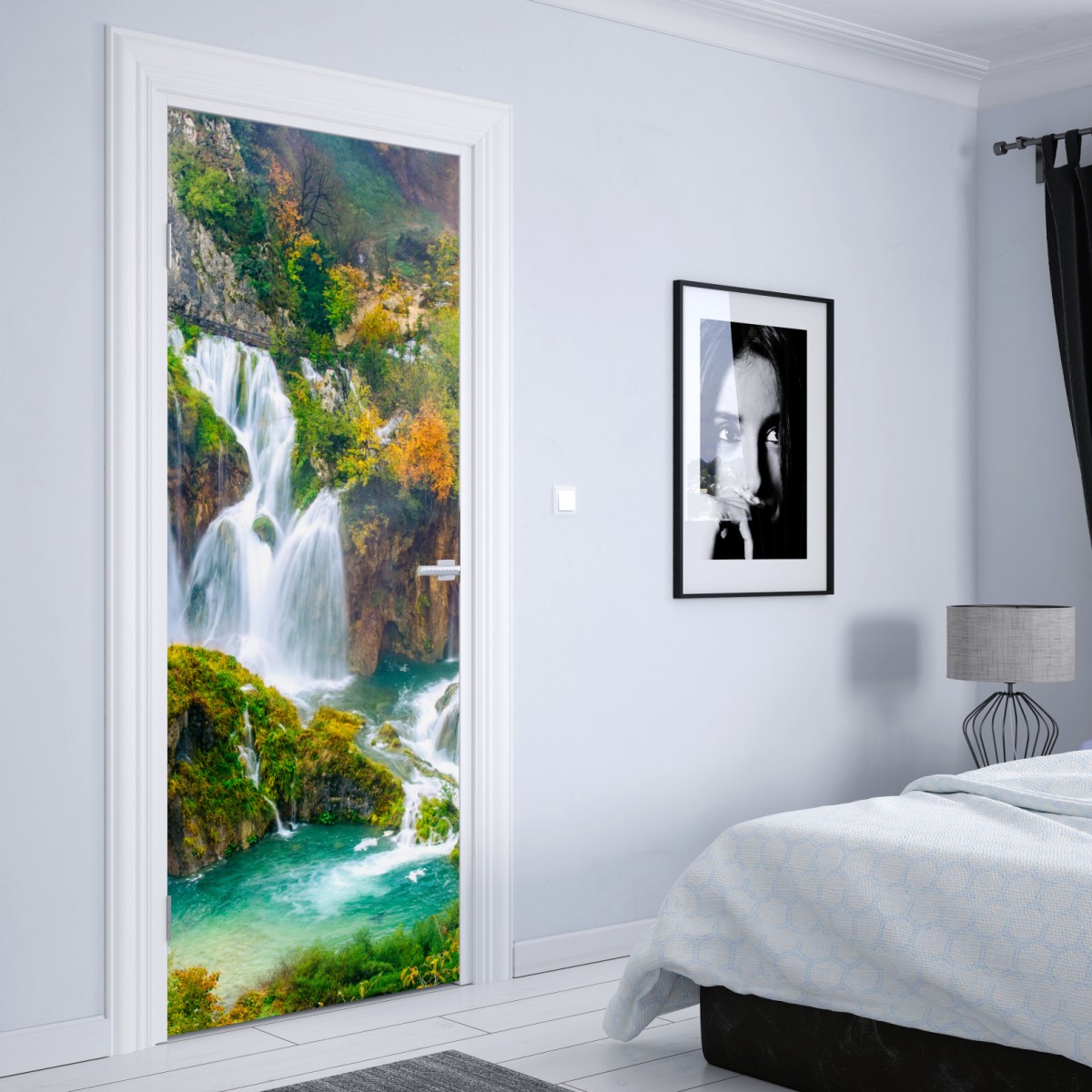 Naklejka na drzwi turkusowy wodospad jesienią – Wallissimo® Naklejka na drzwi turkusowy wodospad jesienią – Wallissimo®