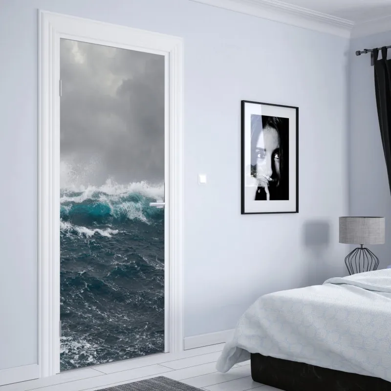 Naklejka na drzwi eteryczna niebieska jaskinia lodowa – Wallissimo®