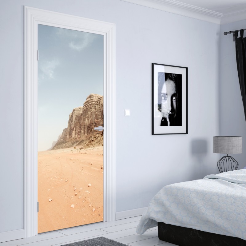Naklejka na drzwi rozległa panorama pustyni Wadi Rum, Jordania – Wallissimo® Naklejka na drzwi rozległa panorama pustyni Wadi Rum, Jordania – Wallissimo®