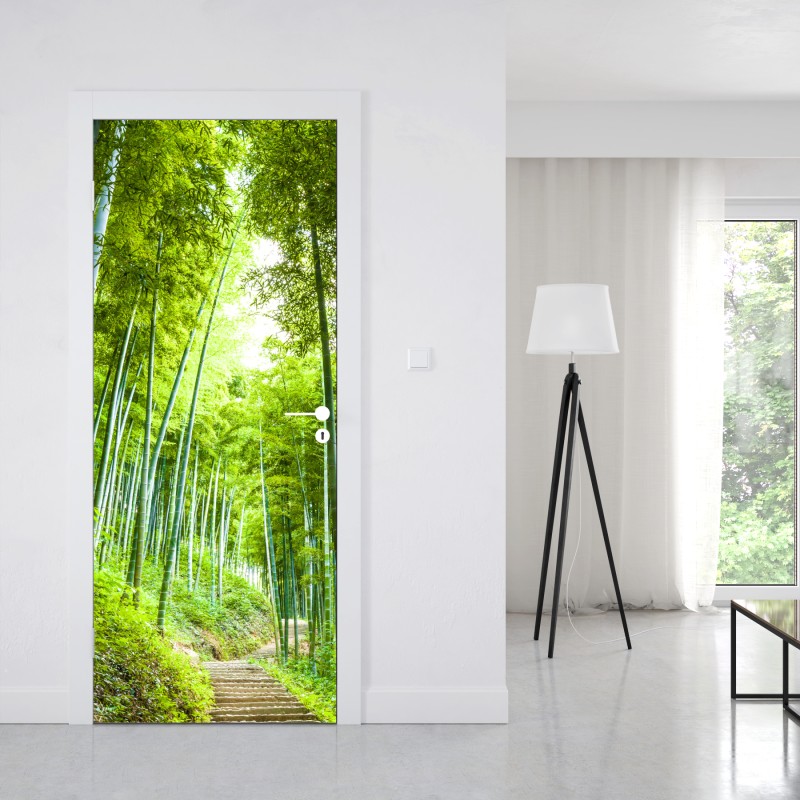 Naklejka na drzwi spokojna ścieżka w bambusowym lesie – Wallissimo® Naklejka na drzwi spokojna ścieżka w bambusowym lesie – Wallissimo®