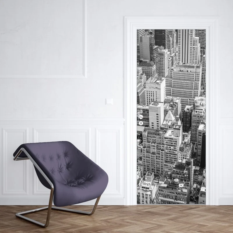 Naklejka na drzwi słoneczna uliczka grecka z bugenwillą – Wallissimo®