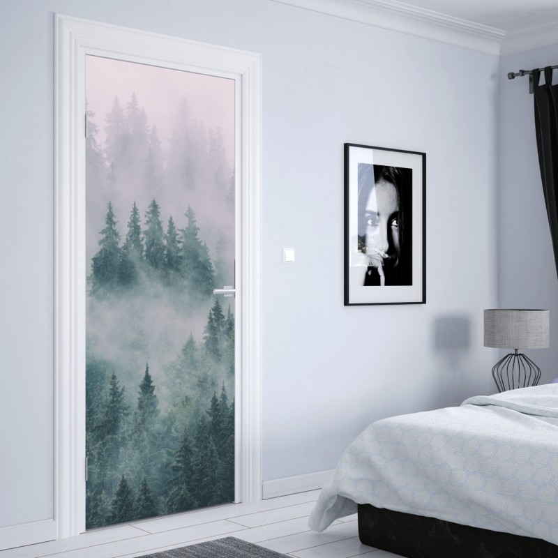 Naklejka na drzwi mglisty las iglasty – Wallissimo® Naklejka na drzwi mglisty las iglasty – Wallissimo®