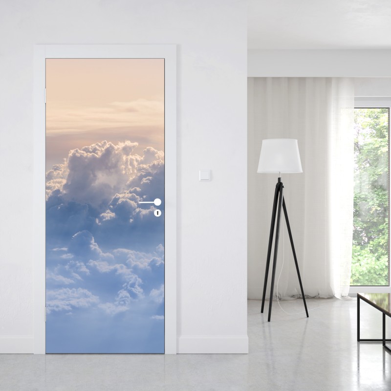 Naklejka na drzwi delikatne chmury nad błękitnym niebem – Wallissimo® Naklejka na drzwi delikatne chmury nad błękitnym niebem – Wallissimo®