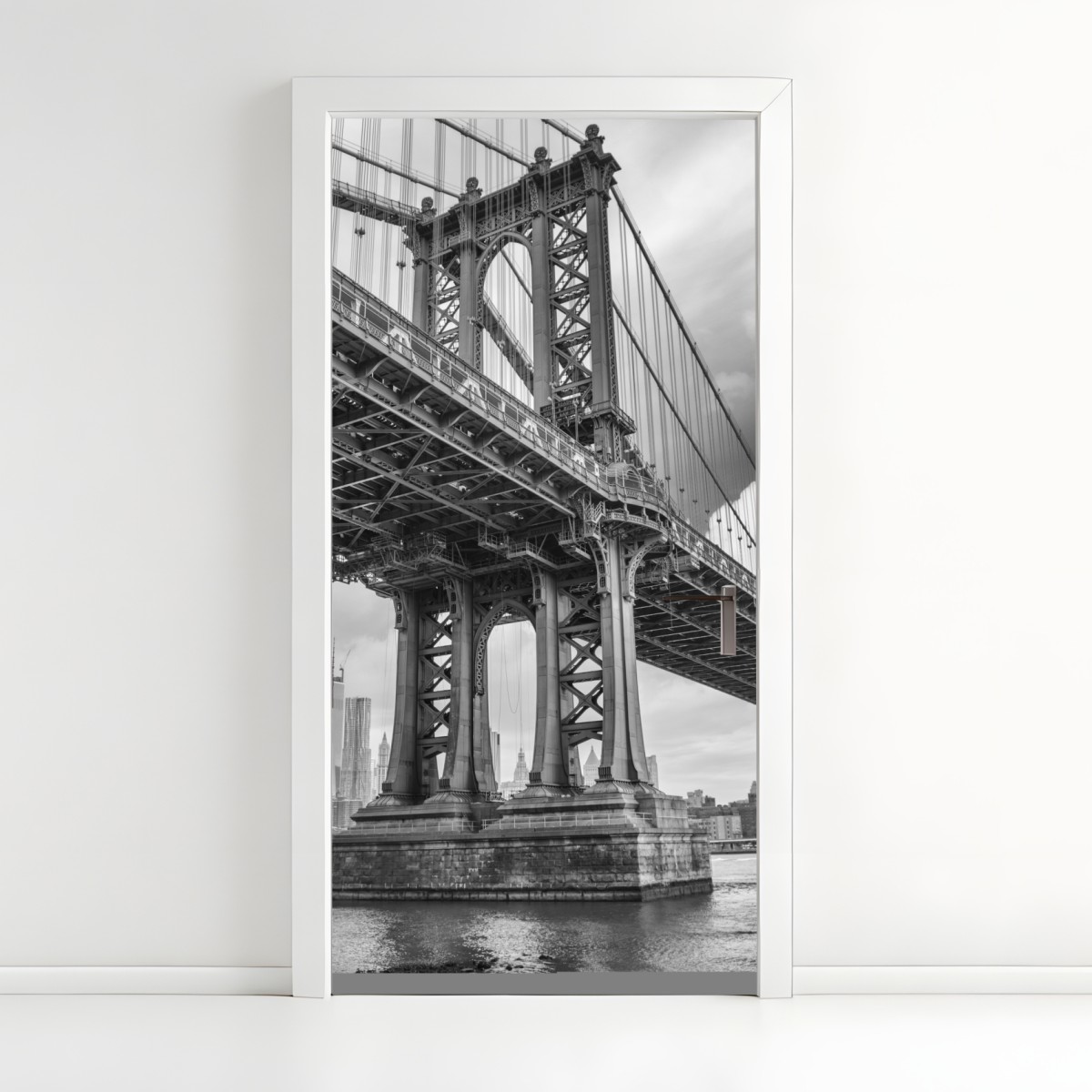 Door sticker Manhattan bridge perspective over New York skyline