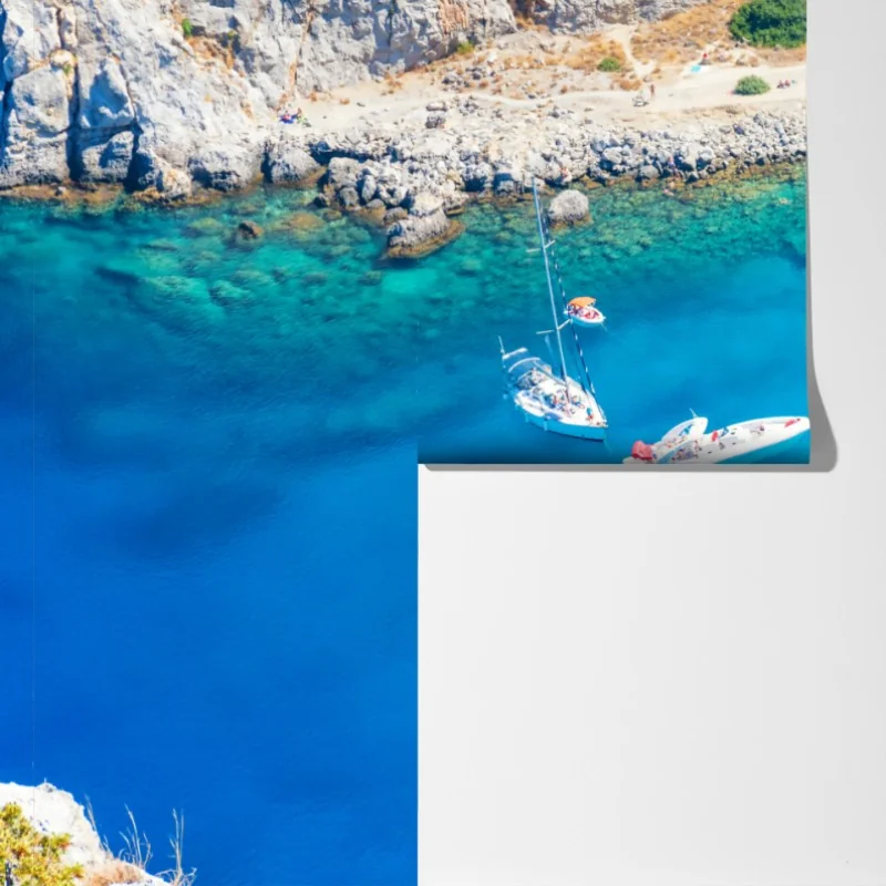 Fototapeta widok z lotu ptaka na zatokę Anthony Quinn, Rodos – Wallissimo® Fototapeta widok z lotu ptaka na zatokę Anthony Quinn, Rodos – Wallissimo®