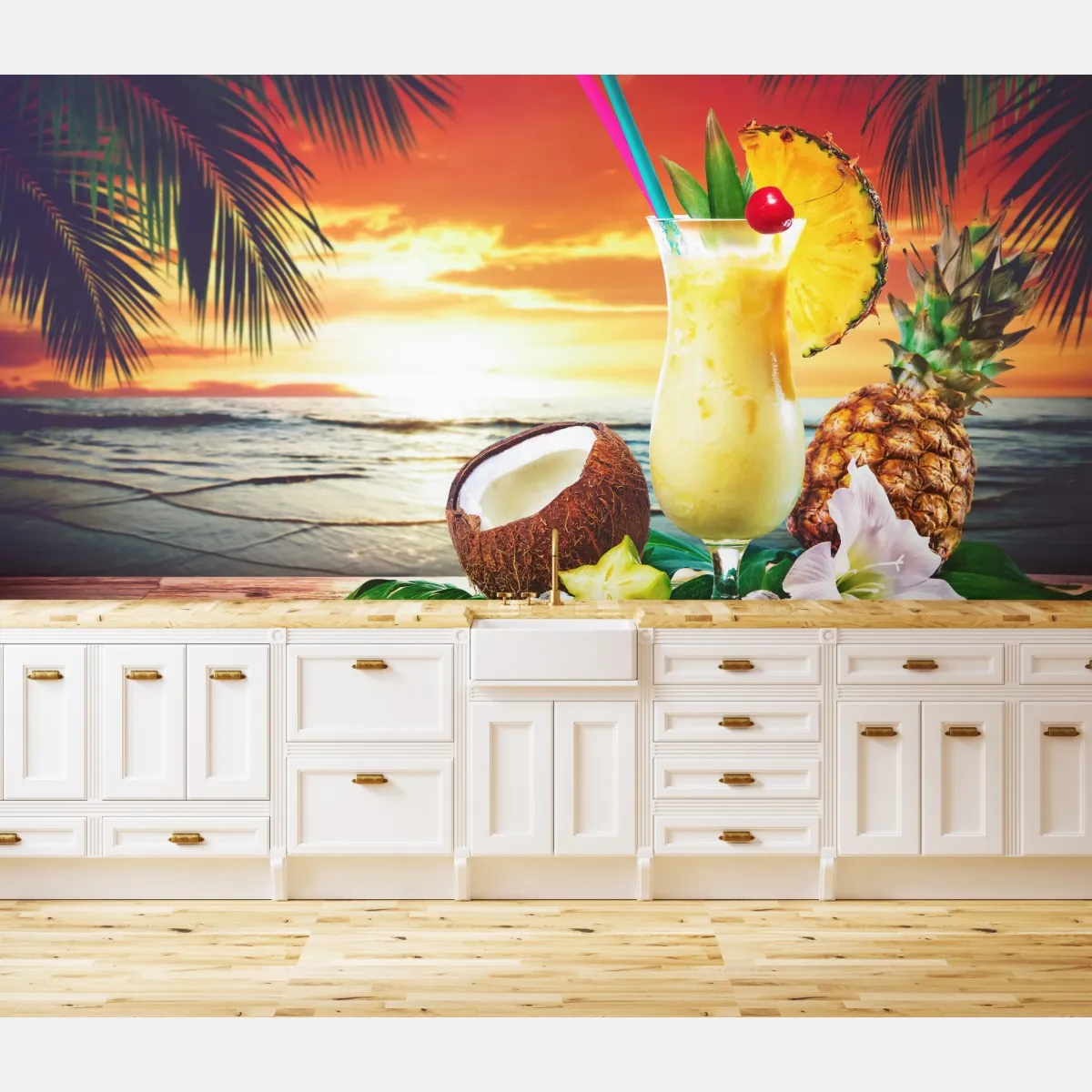 Fototapeta tropikalny zachód słońca na plaży z koktajlem – Wallissimo® Fototapeta tropikalny zachód słońca na plaży z koktajlem – Wallissimo®