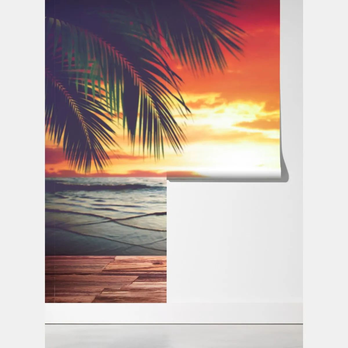 Fototapeta tropikalny zachód słońca na plaży z koktajlem – Wallissimo® Fototapeta tropikalny zachód słońca na plaży z koktajlem – Wallissimo®