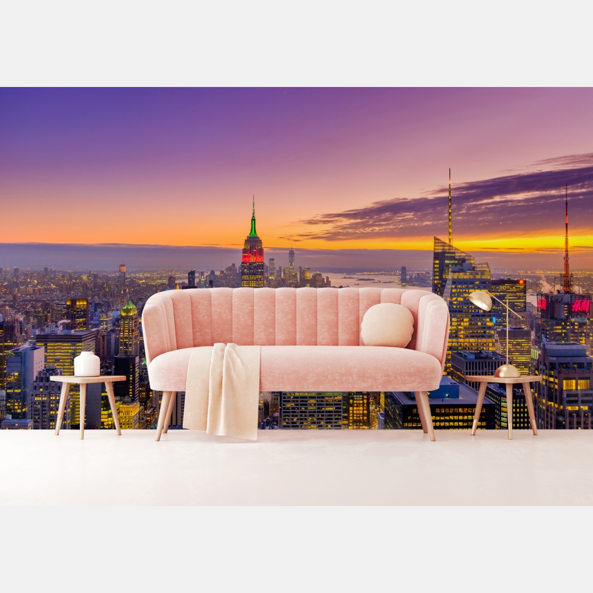Wall mural vibrant New York skyline at sunset