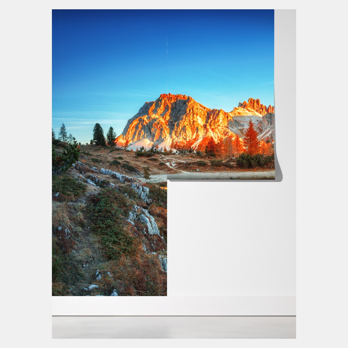 Fototapeta alpejski wschód słońca nad górskim jeziorem – Wallissimo® Fototapeta alpejski wschód słońca nad górskim jeziorem – Wallissimo®