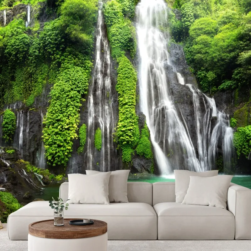 Fototapeta spokojny wodospad w szmaragdowym lesie