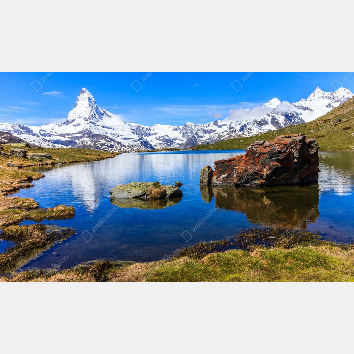Fototapeta spokojne odbicie Matterhornu nad jeziorem Stellisee, Zermatt – Wallissimo® Fototapeta spokojne odbicie Matterhornu nad jeziorem Stellisee, Zermatt – Wallissimo®