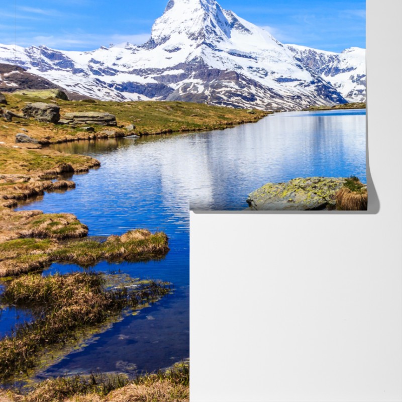 Fototapeta spokojne odbicie Matterhornu nad jeziorem Stellisee, Zermatt – Wallissimo® Fototapeta spokojne odbicie Matterhornu nad jeziorem Stellisee, Zermatt – Wallissimo®