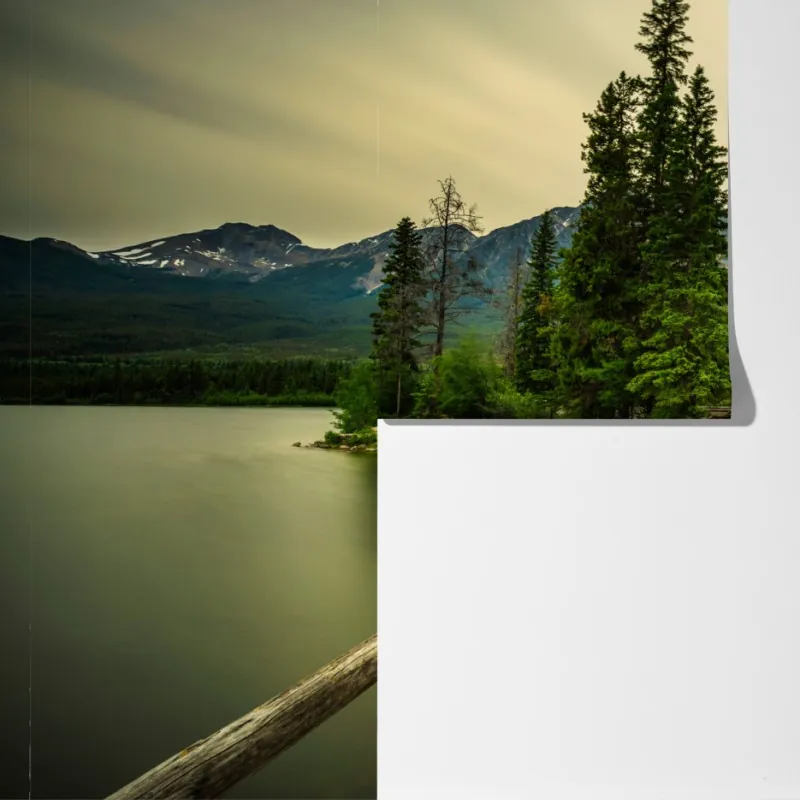 Fototapeta wieczorny spacer na wyspę Pyramid, Park Narodowy Jasper – Wallissimo® Fototapeta wieczorny spacer na wyspę Pyramid, Park Narodowy Jasper – Wallissimo®