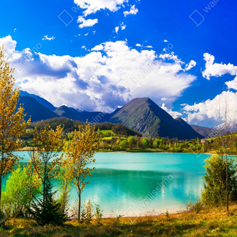 Fototapeta turkusowe jezioro i górski pejzaż – Wallissimo® Fototapeta turkusowe jezioro i górski pejzaż – Wallissimo®