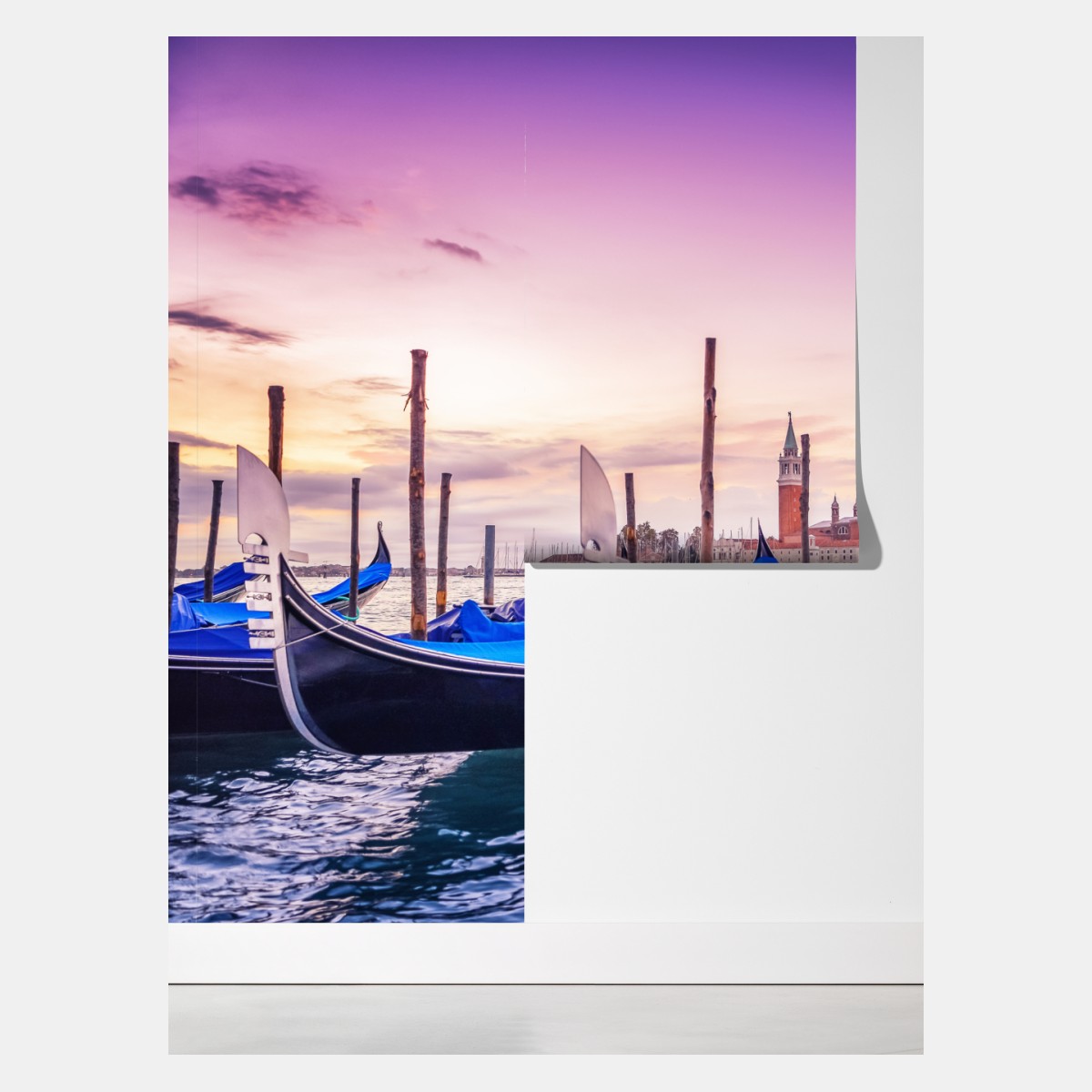 Fototapeta Wenecja gondole o zachodzie słońca – Wallissimo® Fototapeta Wenecja gondole o zachodzie słońca – Wallissimo®