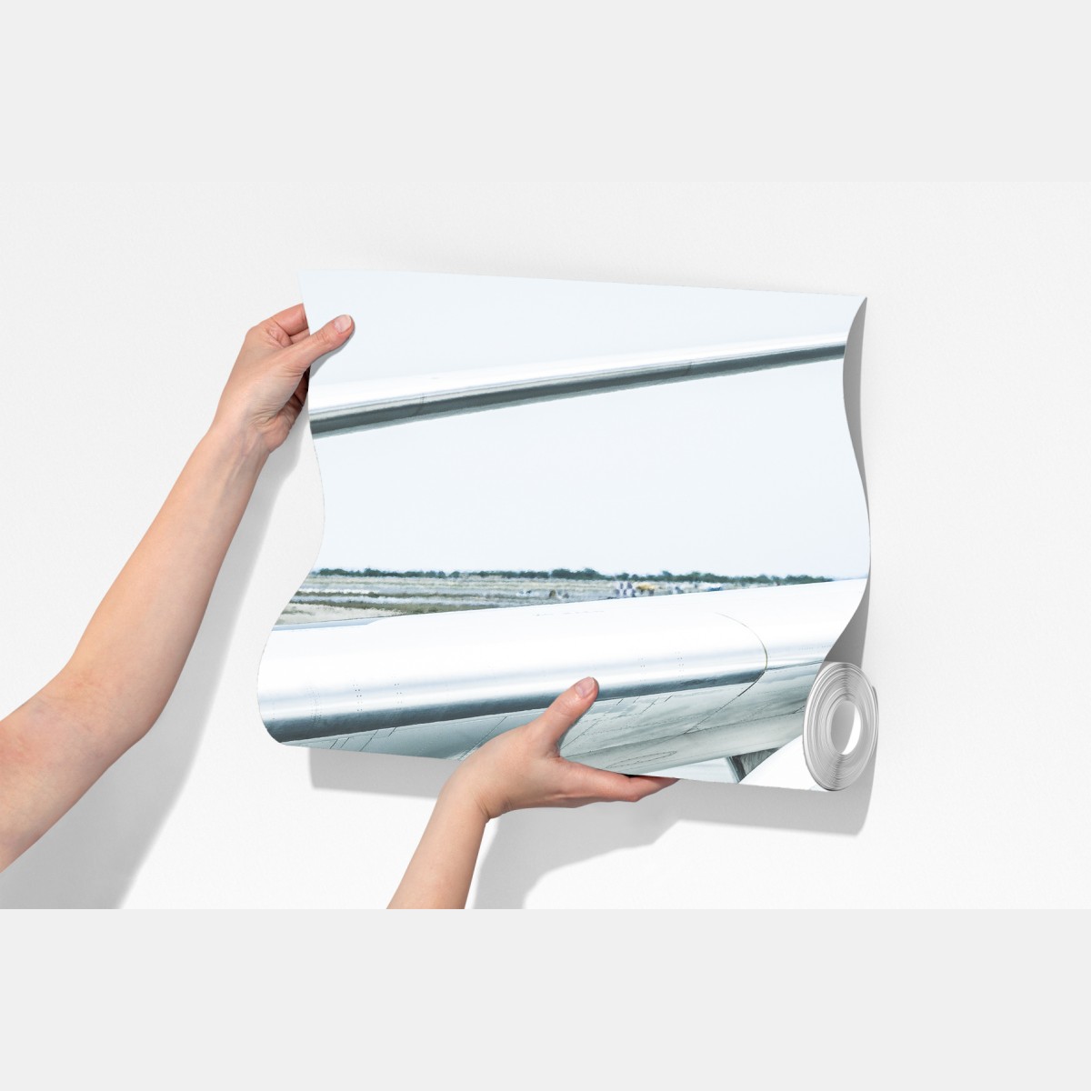 Fototapeta zbliżenie silnika odrzutowego na terminalu – Wallissimo® Fototapeta zbliżenie silnika odrzutowego na terminalu – Wallissimo®