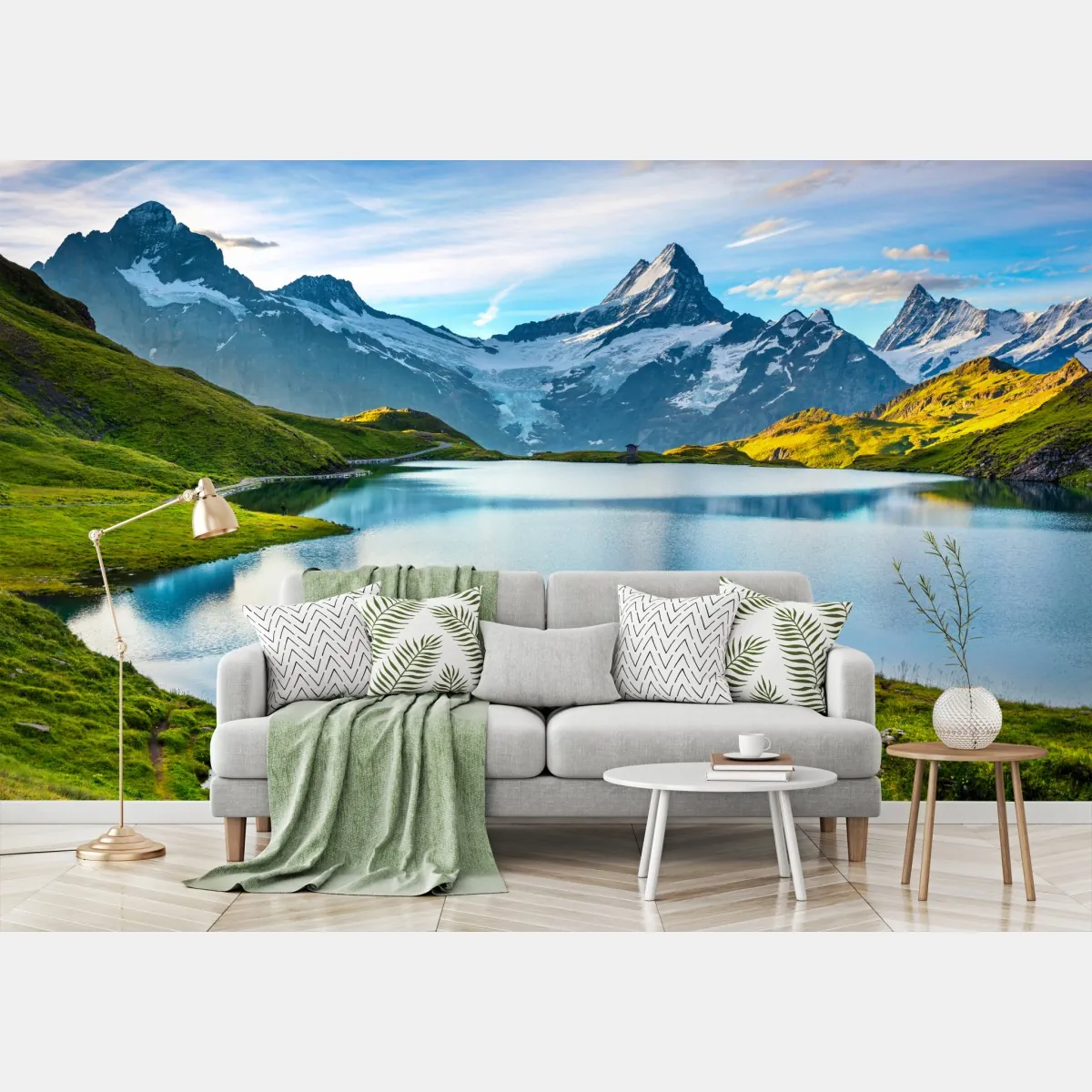 Fototapeta spokojne alpejskie jezioro pod szczytem Wetterhorn, Szwajcaria – Wallissimo® Fototapeta spokojne alpejskie jezioro pod szczytem Wetterhorn, Szwajcaria – Wallissimo®