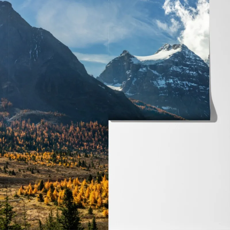 Fototapeta ośnieżone szczyty odbite w jesiennym alpejskim jeziorze – Wallissimo® Fototapeta ośnieżone szczyty odbite w jesiennym alpejskim jeziorze – Wallissimo®