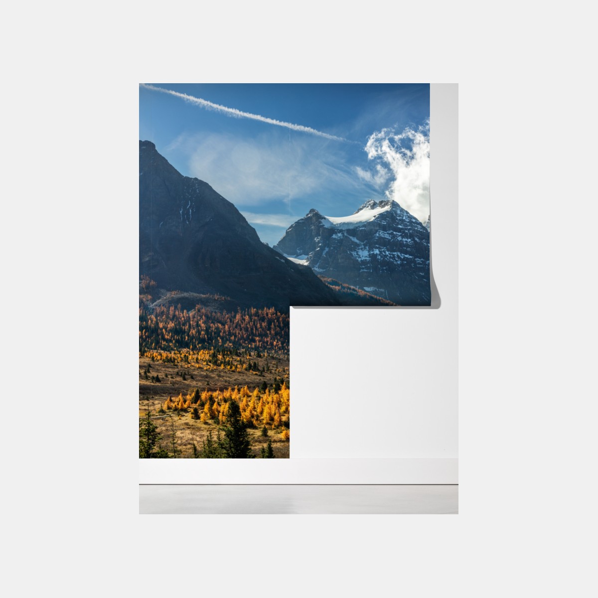 Fototapeta ośnieżone szczyty odbite w jesiennym alpejskim jeziorze – Wallissimo® Fototapeta ośnieżone szczyty odbite w jesiennym alpejskim jeziorze – Wallissimo®