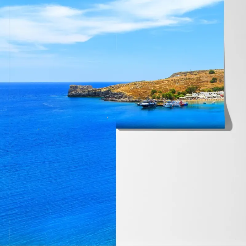 Fototapeta słoneczna zatoka z nadmorskim miasteczkiem – Wallissimo® Fototapeta słoneczna zatoka z nadmorskim miasteczkiem – Wallissimo®