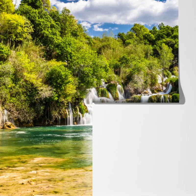 Fototapeta spokojny wodospad Skradinski Buk w Parku Narodowym Krka – Wallissimo® Fototapeta spokojny wodospad Skradinski Buk w Parku Narodowym Krka – Wallissimo®