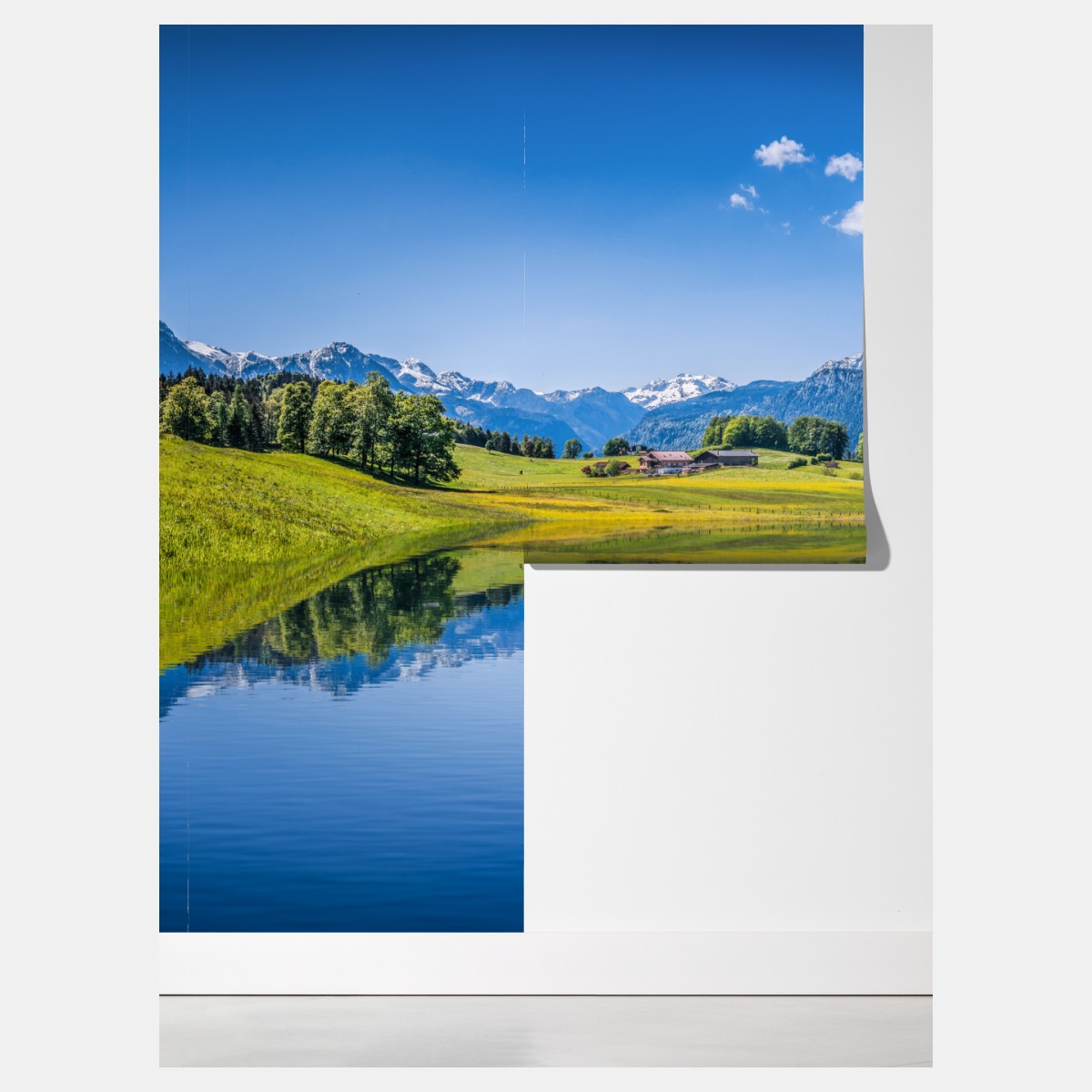 Fototapeta alpejskie odbicie: spokojny krajobraz górski – Wallissimo® Fototapeta alpejskie odbicie: spokojny krajobraz górski – Wallissimo®