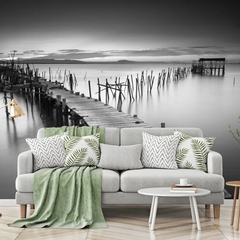 Fototapeta spokojne drewniane molo o zmierzchu