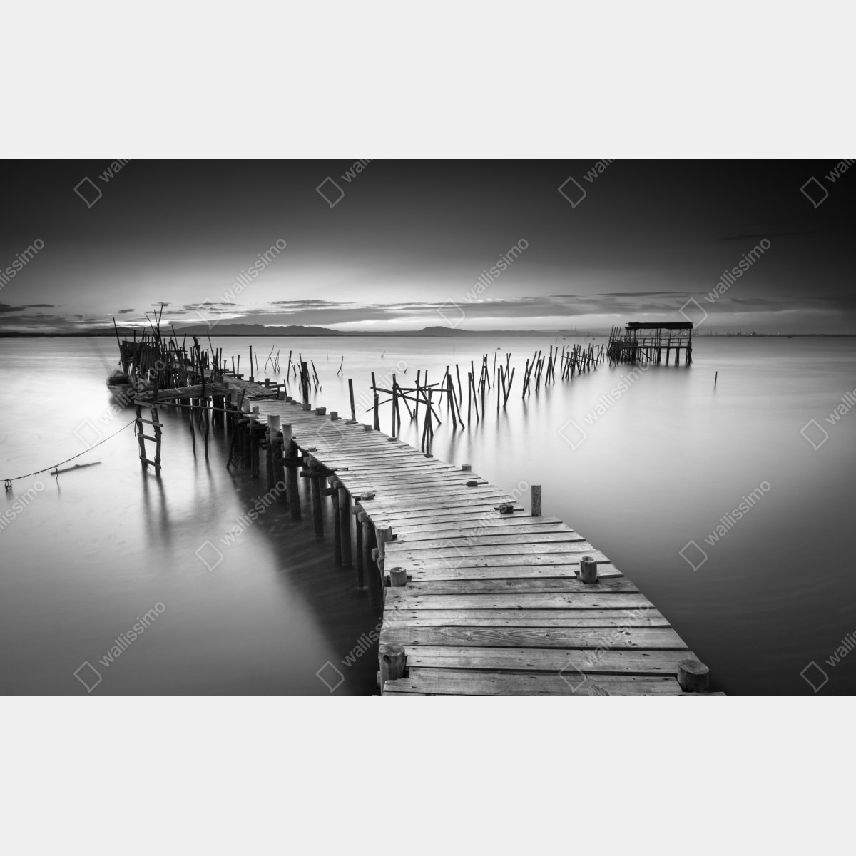 Fototapeta spokojne drewniane molo o zmierzchu – Wallissimo® Fototapeta spokojne drewniane molo o zmierzchu – Wallissimo®