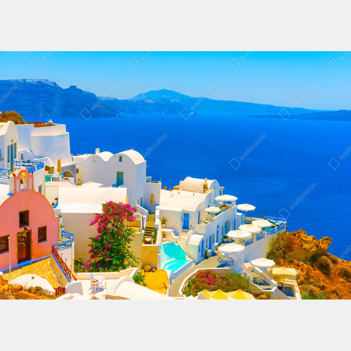 Fototapeta słoneczny widok na Santorini: białe domy i błękit morza – Wallissimo® Fototapeta słoneczny widok na Santorini: białe domy i błękit morza – Wallissimo®