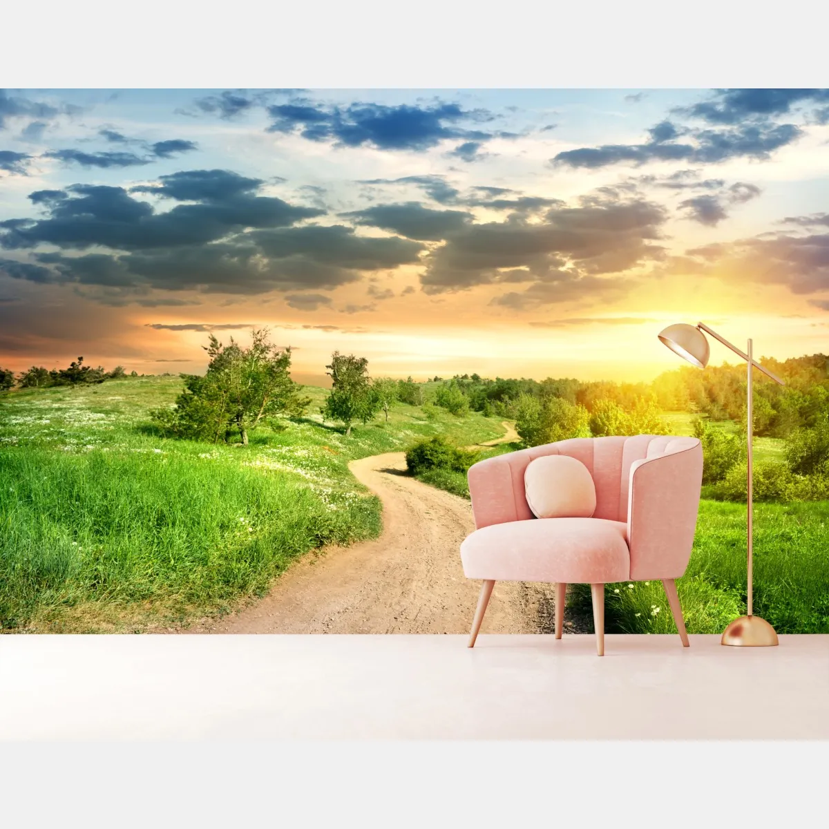 Fototapeta zachód słońca nad polną drogą w zielonej łące – Wallissimo® Fototapeta zachód słońca nad polną drogą w zielonej łące – Wallissimo®