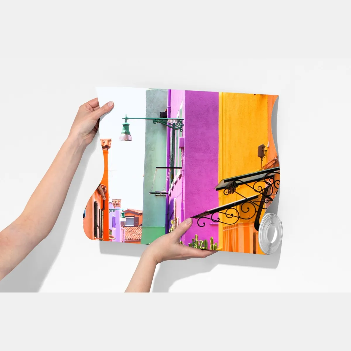 Fototapeta kolorowa śródziemnomorska uliczka – Wallissimo® Fototapeta kolorowa śródziemnomorska uliczka – Wallissimo®