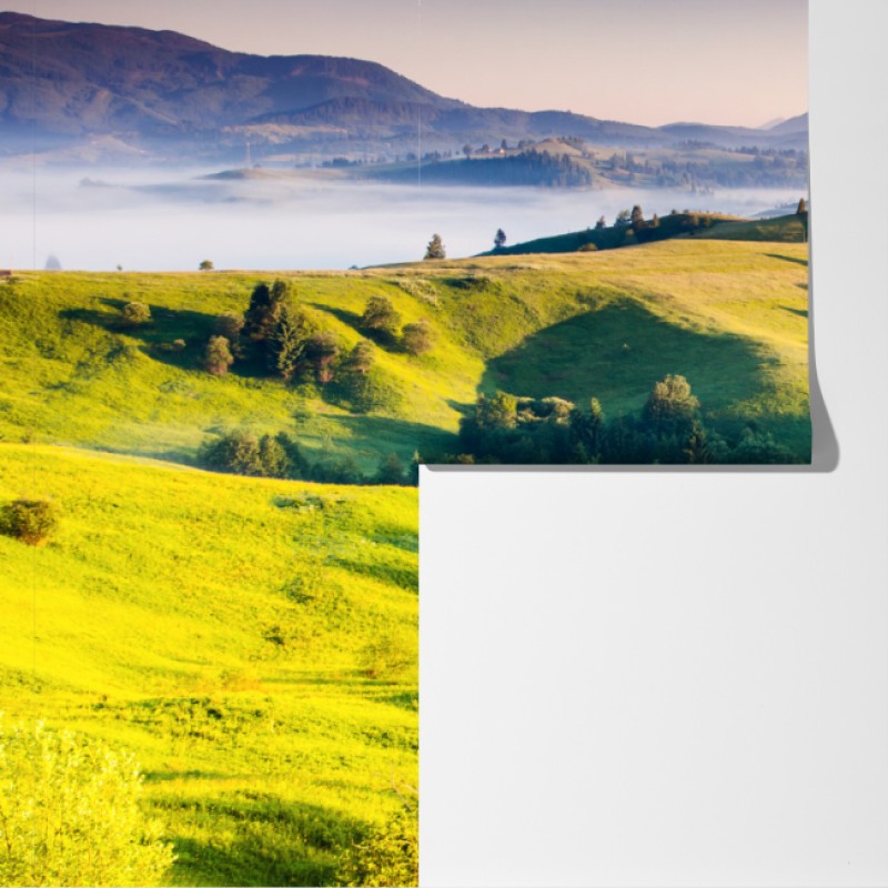 Fototapeta zachód słońca w Karpatych nad zielonymi wzgórzami – Wallissimo® Fototapeta zachód słońca w Karpatych nad zielonymi wzgórzami – Wallissimo®