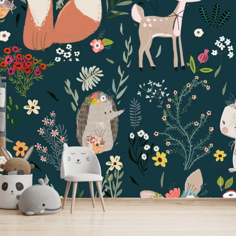 Fototapeta leśni przyjaciele - kwiatowy wzór do pokoju dziecięcego