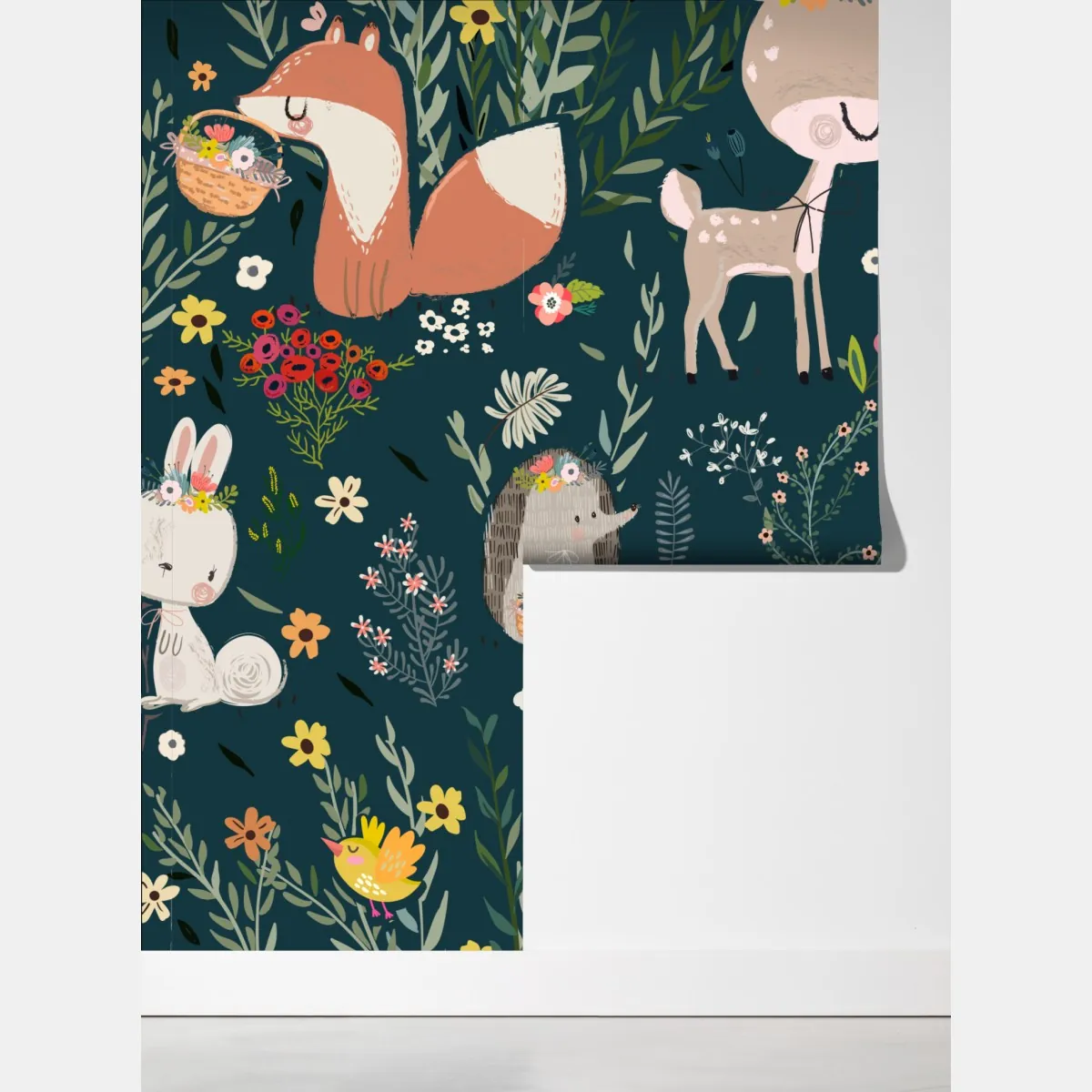 Fototapeta leśni przyjaciele - kwiatowy wzór do pokoju dziecięcego – Wallissimo® Fototapeta leśni przyjaciele - kwiatowy wzór do pokoju dziecięcego – Wallissimo®