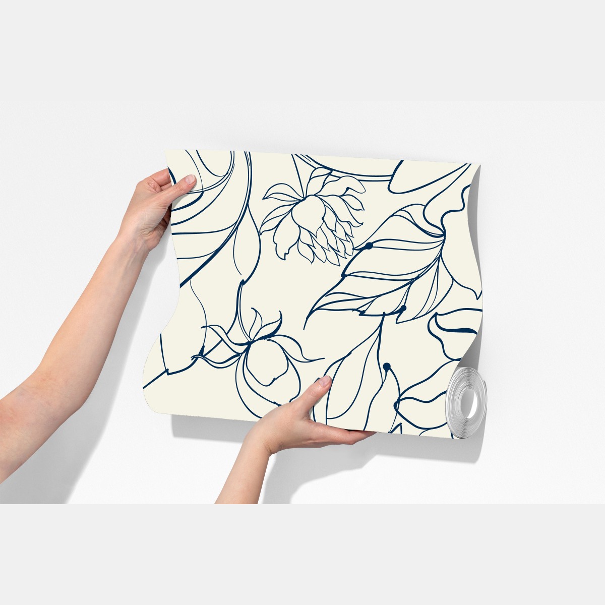 Fototapeta ręcznie rysowany granatowy wzór kwiatowy na kremowym tle – Wallissimo® Fototapeta ręcznie rysowany granatowy wzór kwiatowy na kremowym tle – Wallissimo®