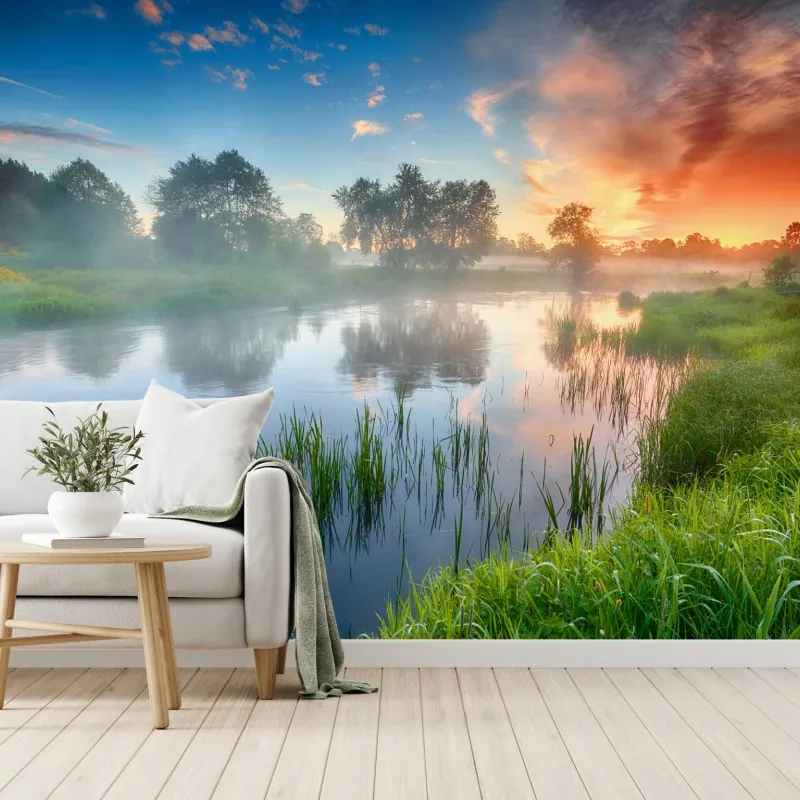 Fototapeta mglista rzeka o wschodzie słońca nad zielonymi brzegami – Wallissimo® Fototapeta mglista rzeka o wschodzie słońca nad zielonymi brzegami – Wallissimo®