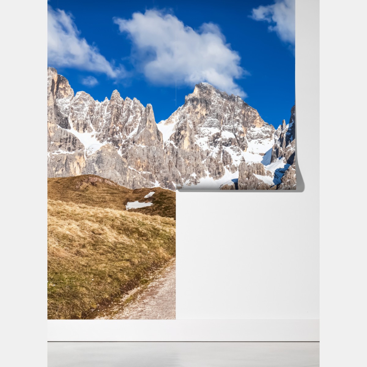 Fototapeta strzeliste szczyty górskie i wijąca się ścieżka – Wallissimo® Fototapeta strzeliste szczyty górskie i wijąca się ścieżka – Wallissimo®