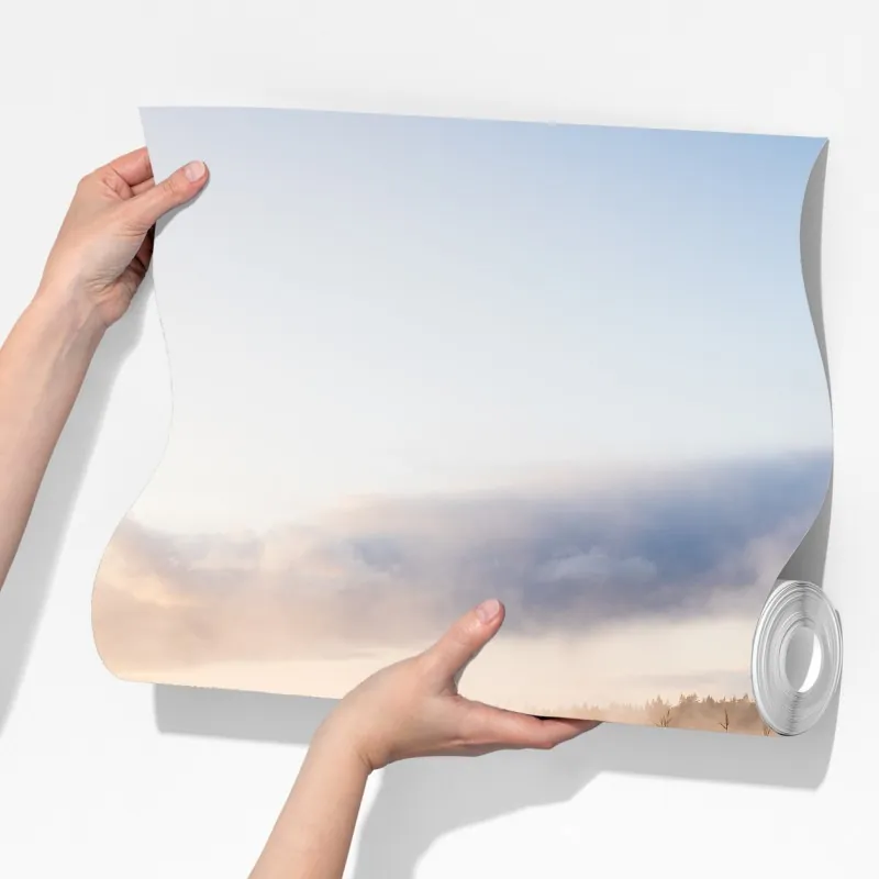 Fototapeta mglisty poranek nad jeziorem z czerwoną łódką – Wallissimo® Fototapeta mglisty poranek nad jeziorem z czerwoną łódką – Wallissimo®