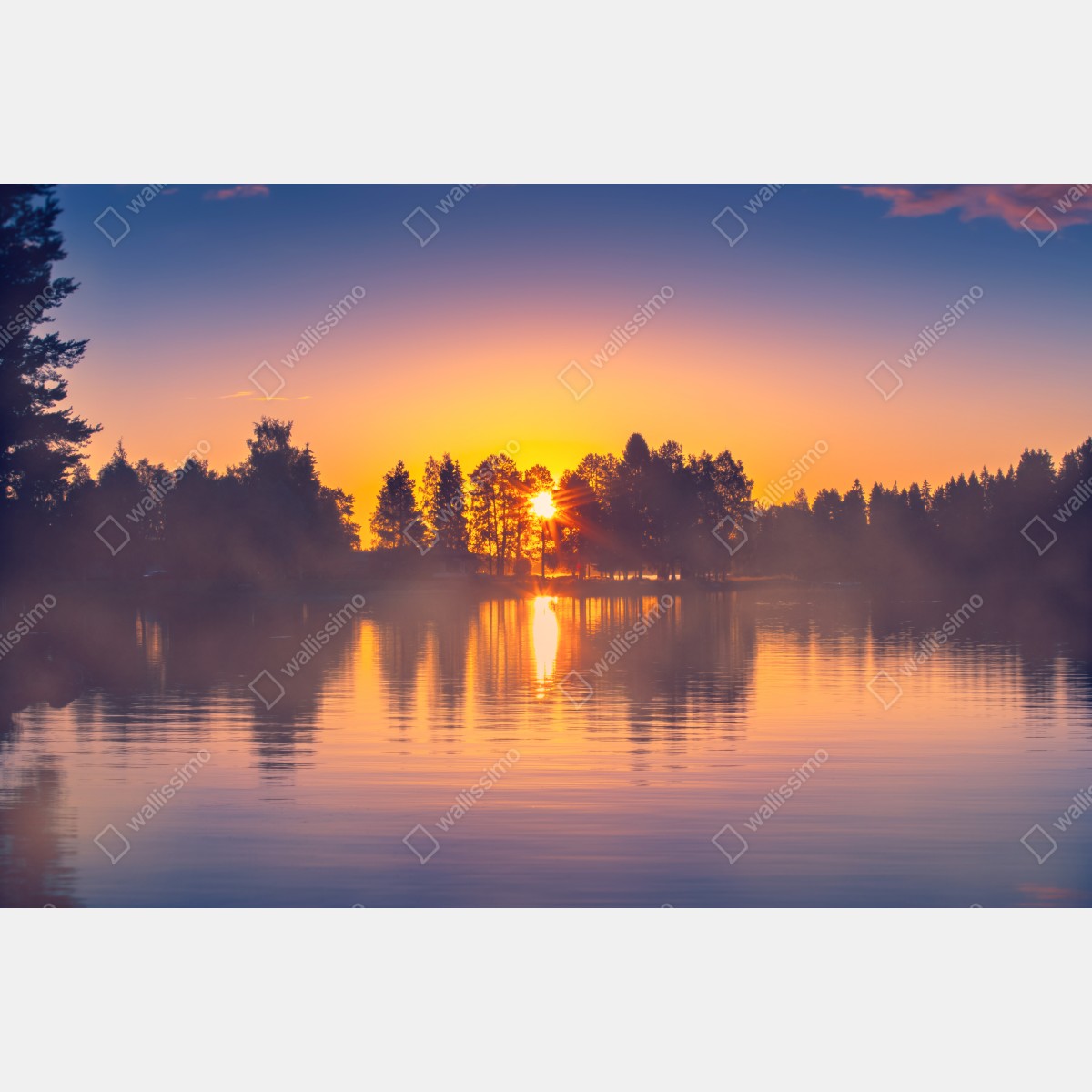 Fototapeta mglisty zachód słońca nad jeziorem – Wallissimo® Fototapeta mglisty zachód słońca nad jeziorem – Wallissimo®