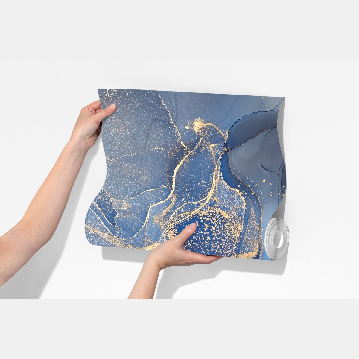 Fototapeta oceaniczny niebieski marmur ze złotymi żyłkami – Wallissimo® Fototapeta oceaniczny niebieski marmur ze złotymi żyłkami – Wallissimo®