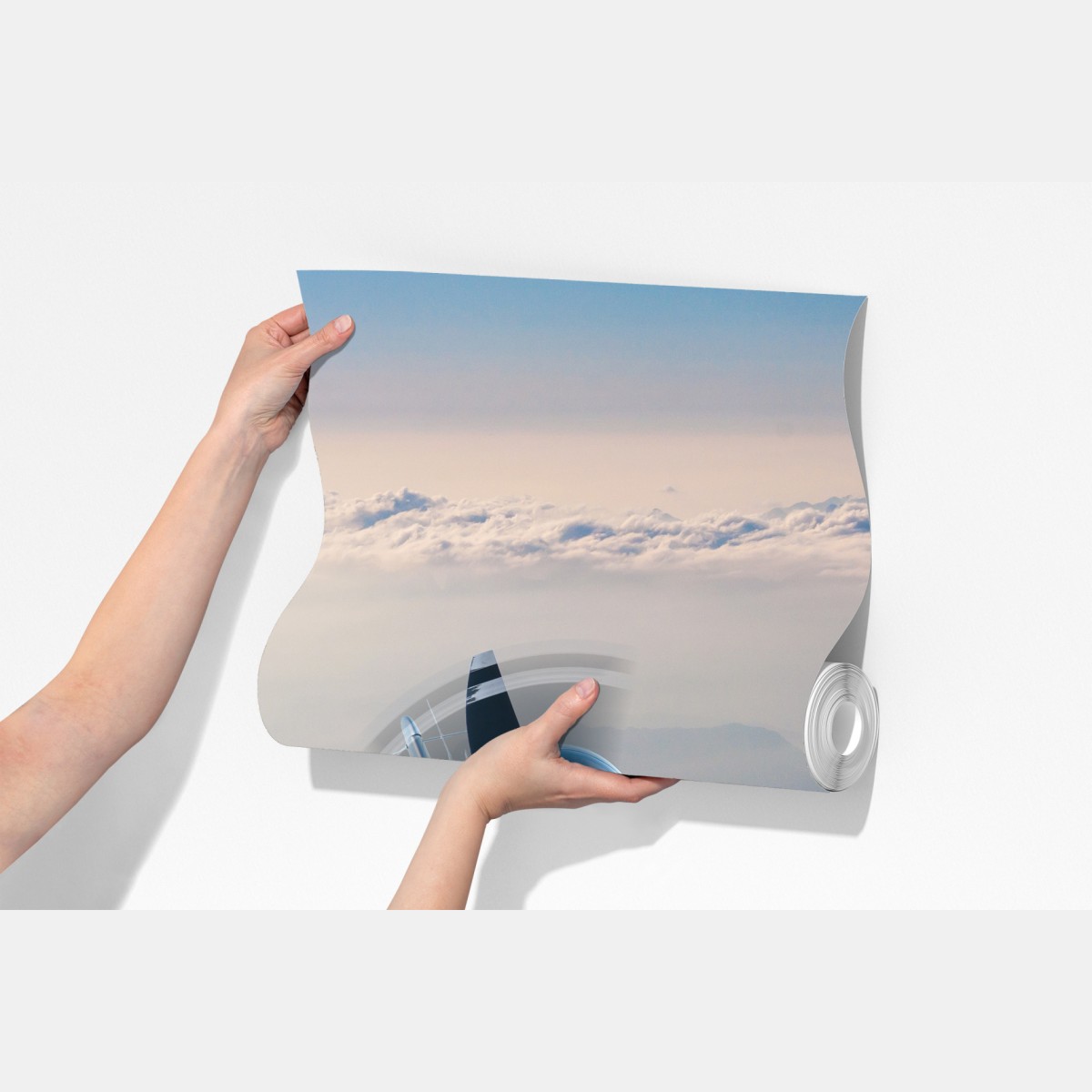 Fototapeta srebrny samolot śmigłowy nad mglistymi górami – Wallissimo® Fototapeta srebrny samolot śmigłowy nad mglistymi górami – Wallissimo®