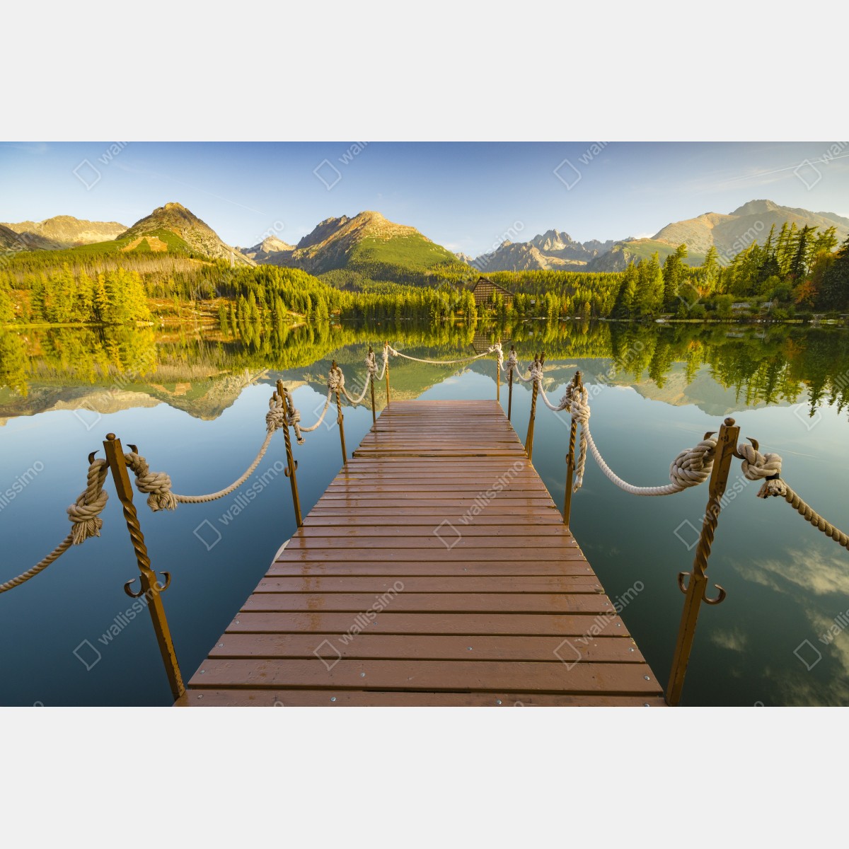 Fototapeta pomost nad jeziorem Strbske Pleso – Wallissimo® Fototapeta pomost nad jeziorem Strbske Pleso – Wallissimo®