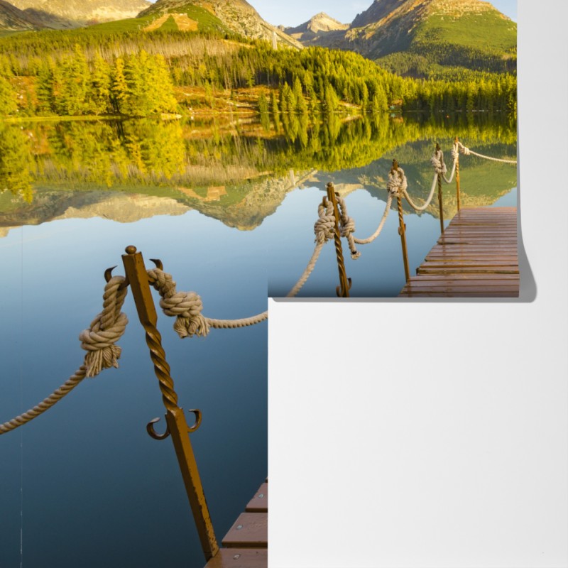 Fototapeta pomost nad jeziorem Strbske Pleso – Wallissimo® Fototapeta pomost nad jeziorem Strbske Pleso – Wallissimo®