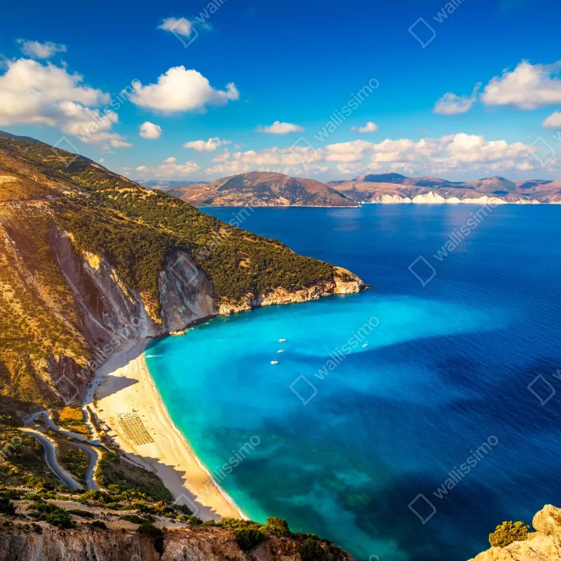 Fototapeta słoneczny widok na plażę Myrtos, Kefalonia – Wallissimo® Fototapeta słoneczny widok na plażę Myrtos, Kefalonia – Wallissimo®