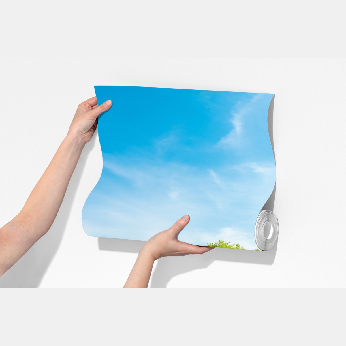 Fototapeta spokojna zielona łąka pod błękitnym niebem – Wallissimo® Fototapeta spokojna zielona łąka pod błękitnym niebem – Wallissimo®