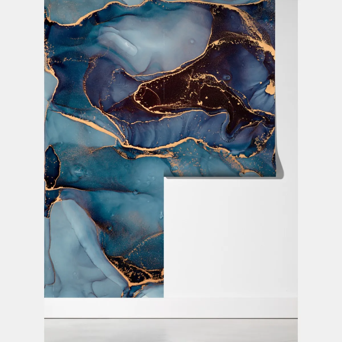 Fototapeta głębokie oceaniczne błękity ze złotymi żyłami – Wallissimo® Fototapeta głębokie oceaniczne błękity ze złotymi żyłami – Wallissimo®