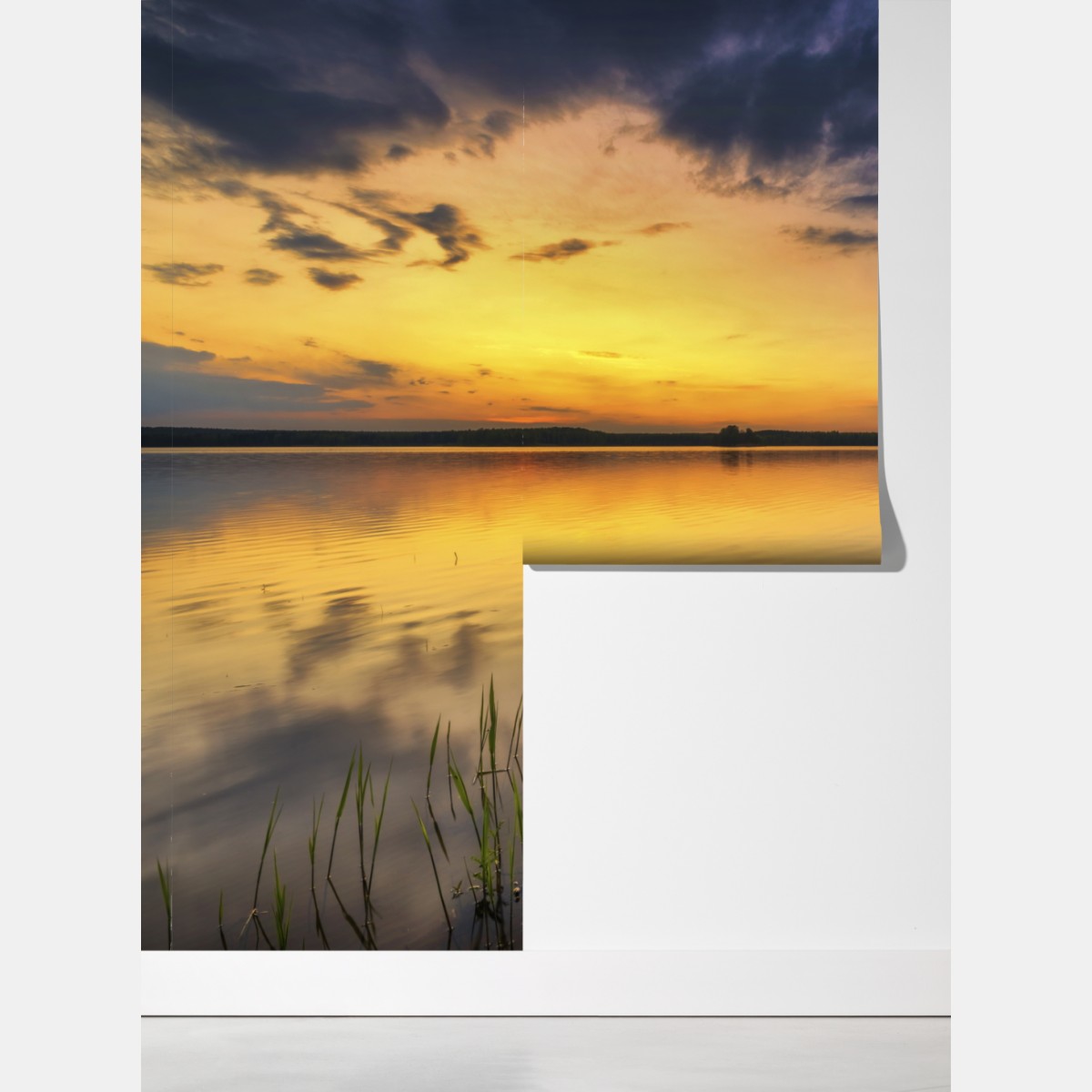 Fototapeta złoty zachód słońca nad jeziorem – Wallissimo® Fototapeta złoty zachód słońca nad jeziorem – Wallissimo®