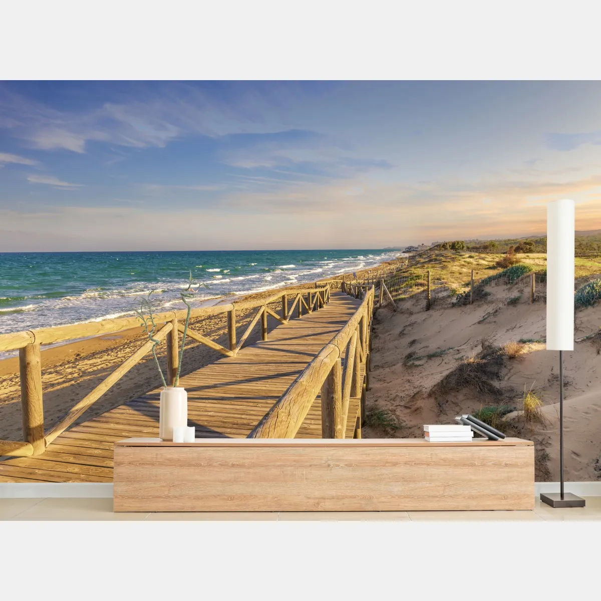 Fototapeta drewniany pomost na plażę w Guardamar – Wallissimo® Fototapeta drewniany pomost na plażę w Guardamar – Wallissimo®